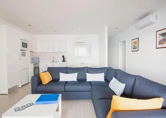 Blancazul Harbour View بلايا بلانكا