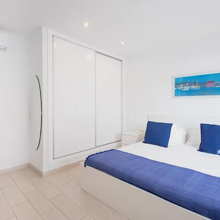 Blancazul Harbour View Apartment *